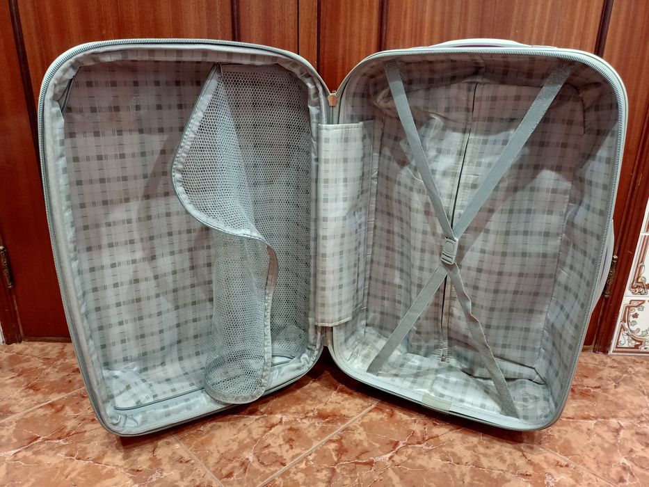 Mala malas de porão até 23 kg viagem casa quarto apartamento vivenda carro cozinha escritório gabinete sala.