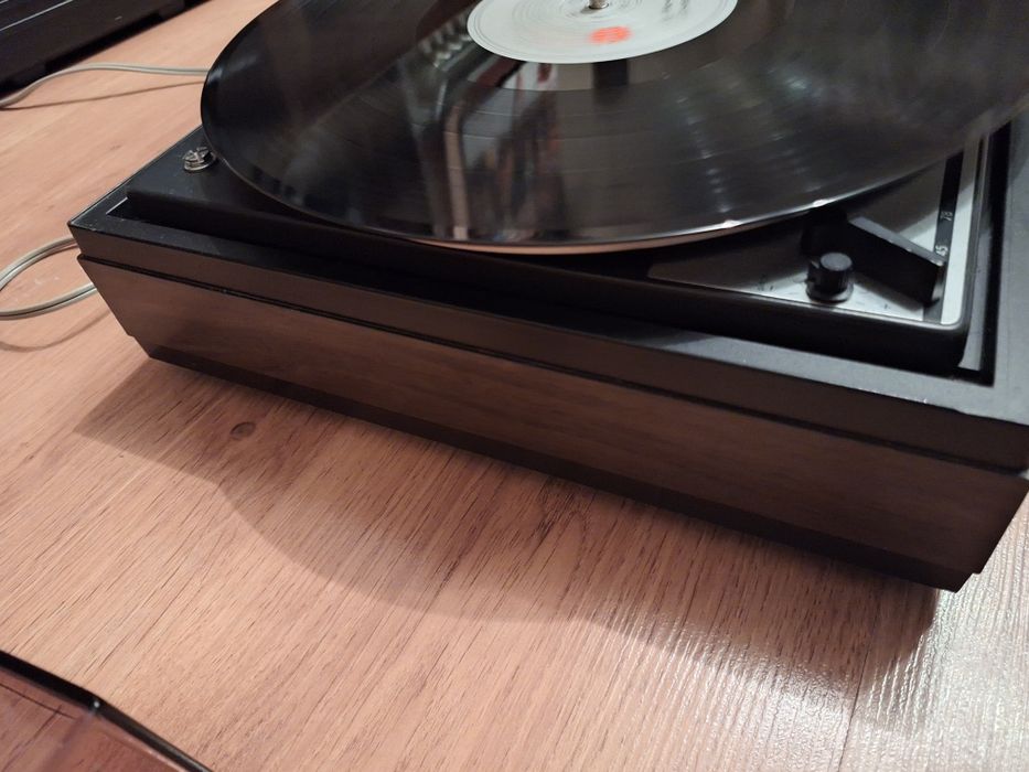 Gramofon DUAL 1214 automat