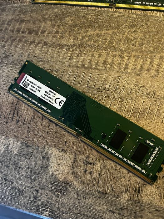 Оперативна пам'ять Kingston 4GB DDR4 2400MHz (KVR24N17S6/4)