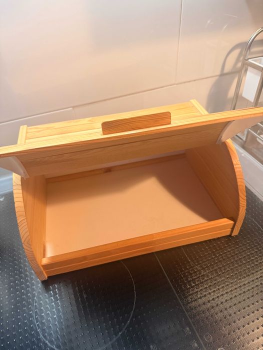 Caixa de Pão IKEA – Como Nova