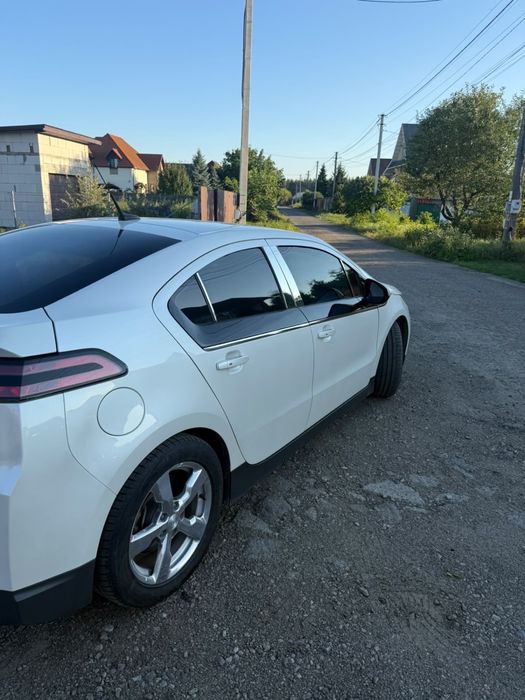 Продам власне авто Chevrolet Volt