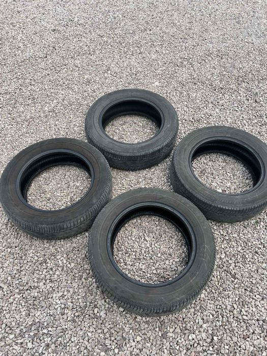 Komplet opon letnich Bridgestone