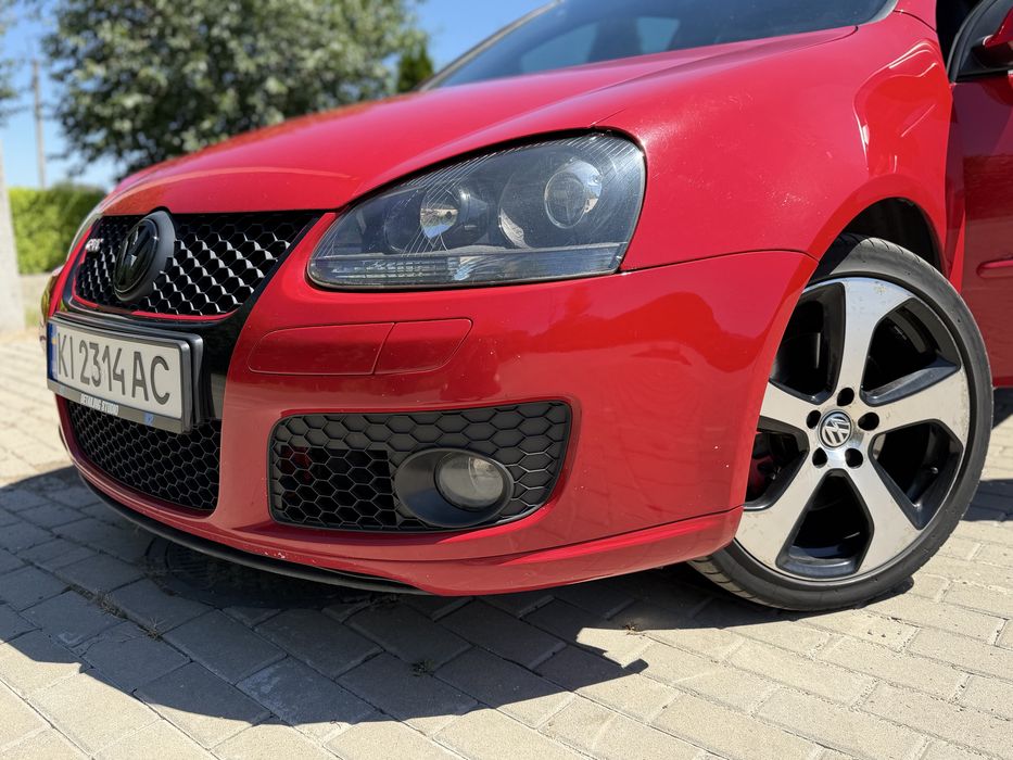 Volkswagen Golf GTI 2.0