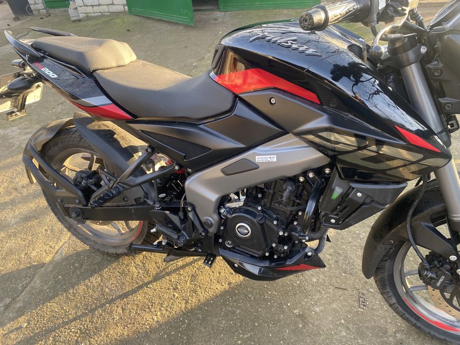 Bajaj pulsar ns 200
