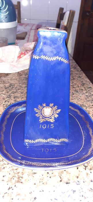 Prato e jarra de 1915