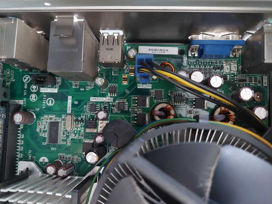 Komputer stacjonarny bez dysku