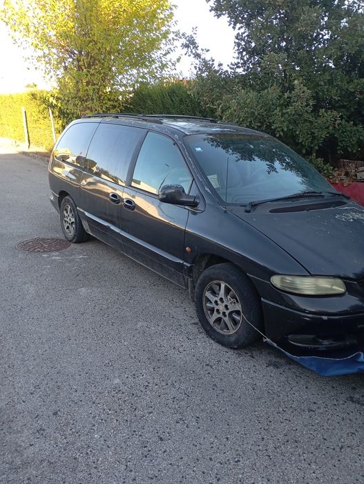 Carrinha Chrysler grande voyage