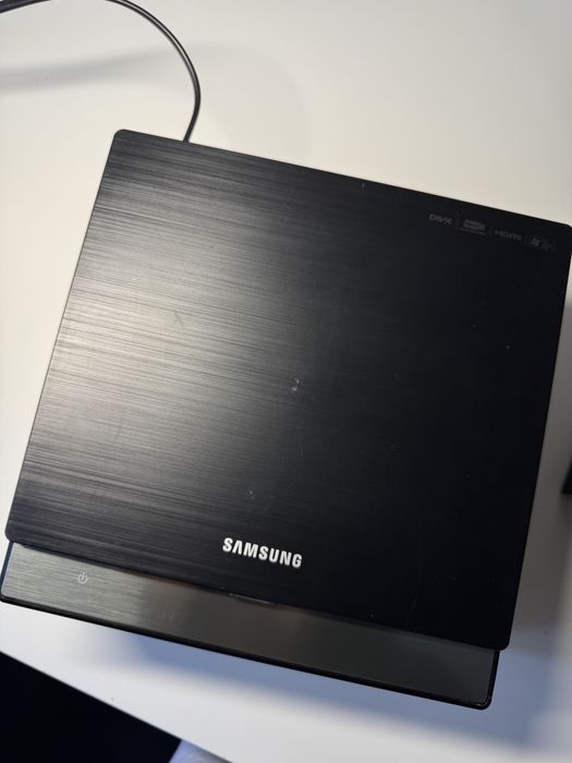 Wieża stereo kolumny radio Samsung MM-E430D