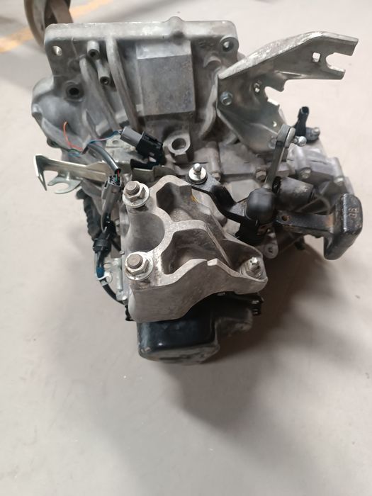 Caixa de velocidades - Mazda 2 1.3i ( 2012 )