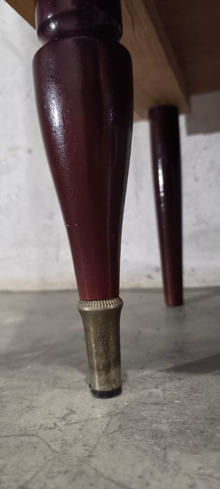 MÓVEL Aparador buffet de raiz de Nogueira Art Déco. madeira folheado.