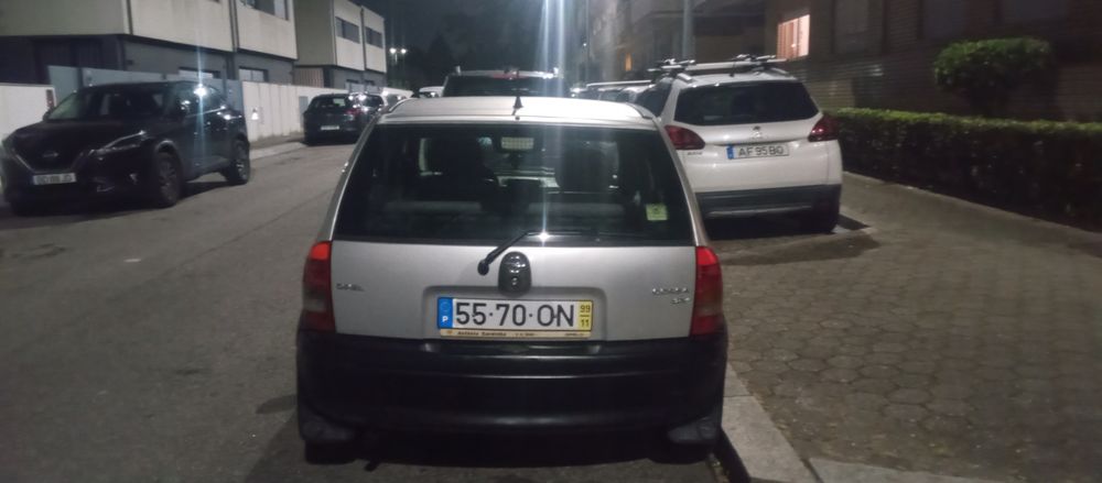 Corsa Opel 1.0  Em excelente estado.
