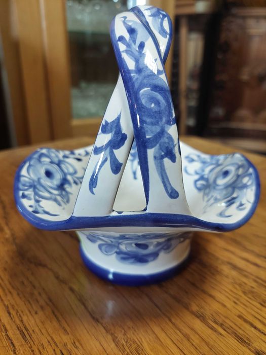 Ozdobny koszyczek ceramiczny Vestal