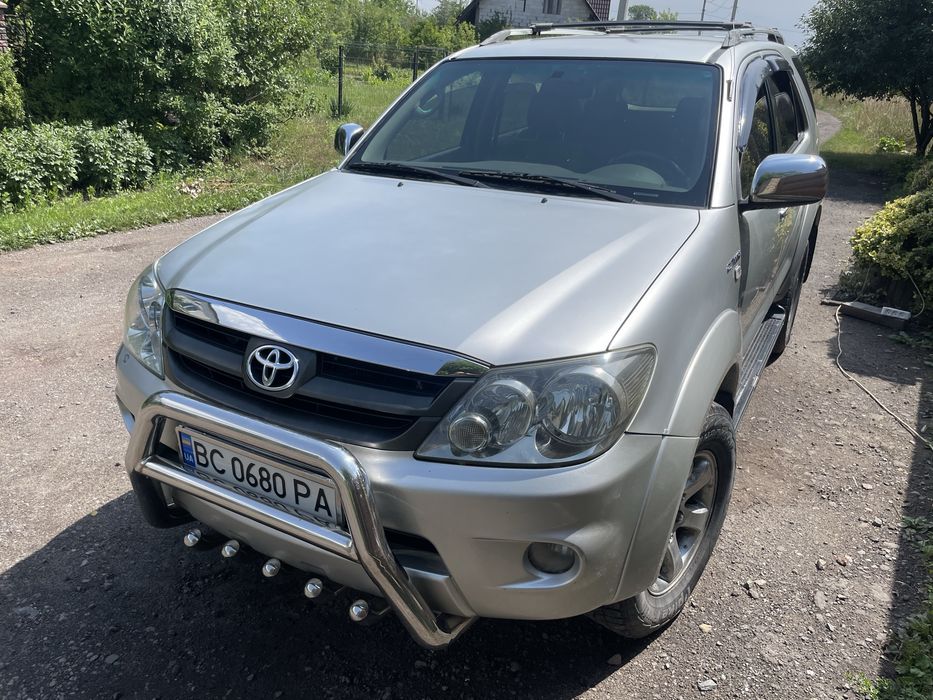Toyota fortuner