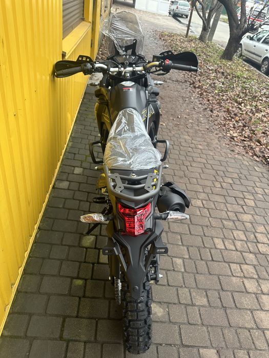 Новий мотоцикл Voge 300 Rally Black Knight Edition 2025 ABS/EFI/29к.с.