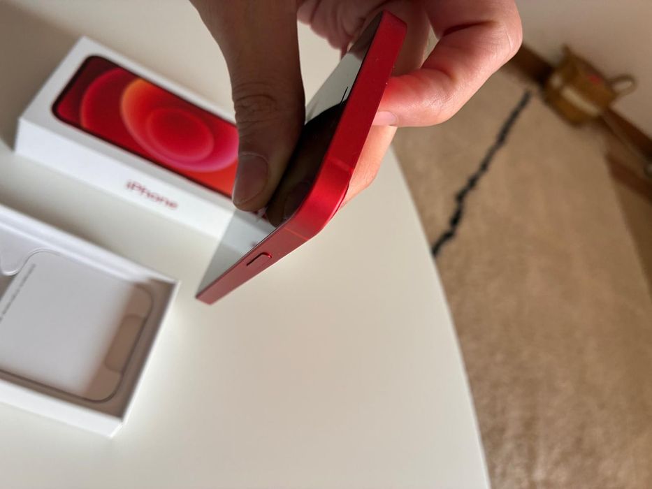 iPhone 12 mini red