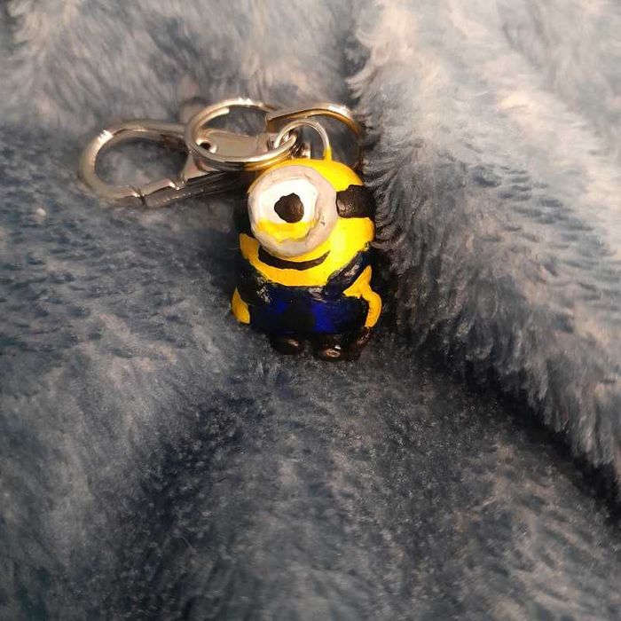 minionek breloczek handmade 3d