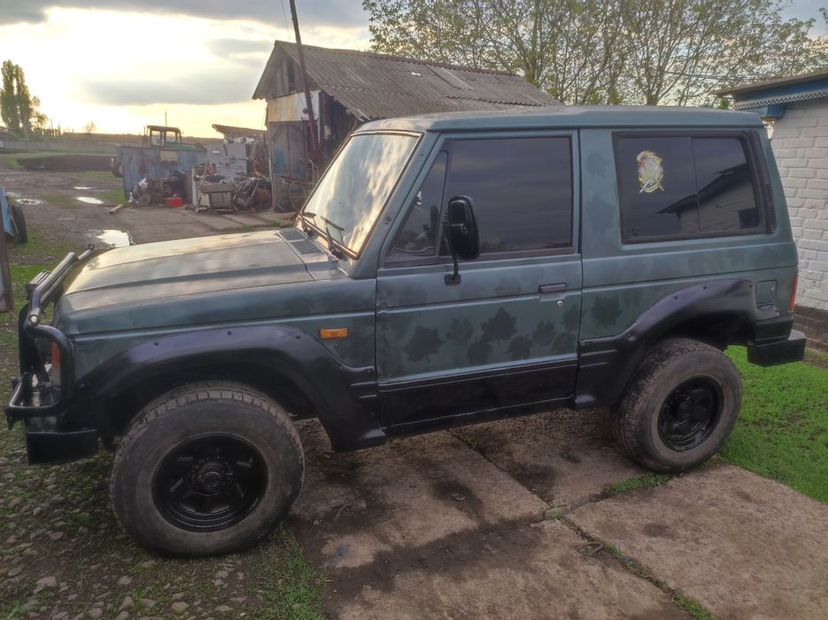 Mitsubishi Pajero Wagon 1  3.0 бензин 1987року
