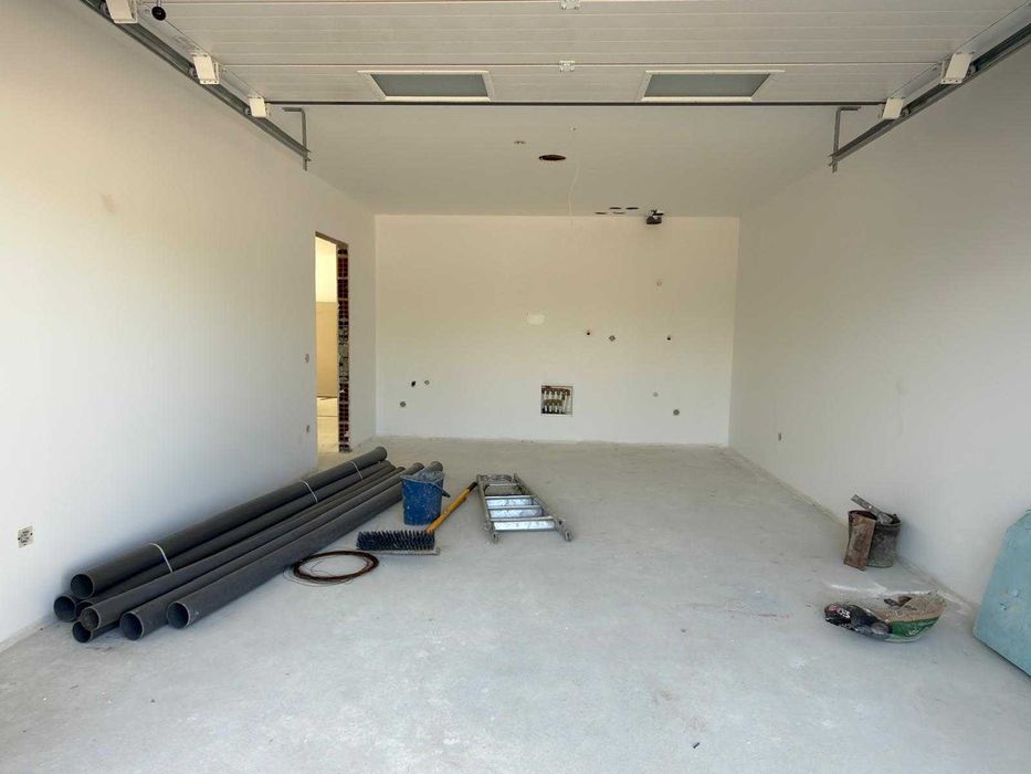 Excelente moradia T4, térrea com terreno em Condeixa-a-Nova