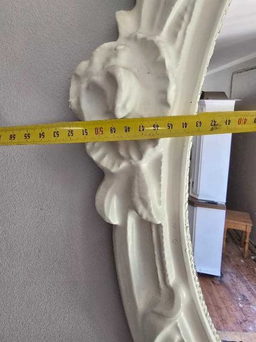 lustro w gipsowej ramie  85x52