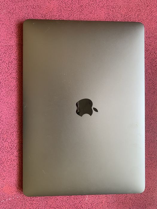 MacBook Pro 13" 2016 | 256GB SSD | Necessita Troca de Bateria