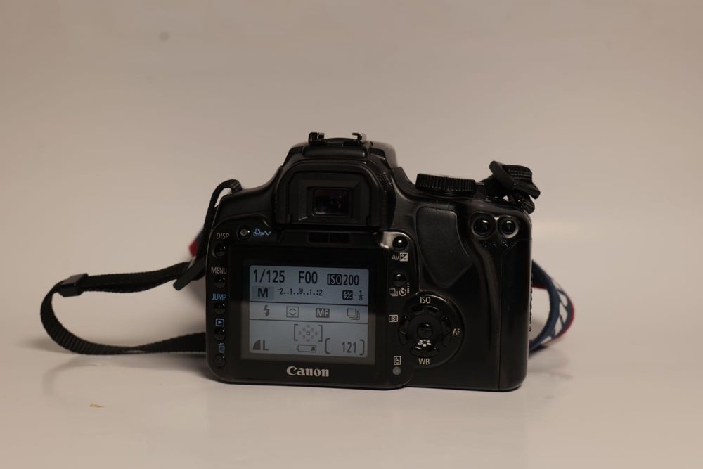 Canon EOS 400D  + 3 об’єктиви + аксесуари