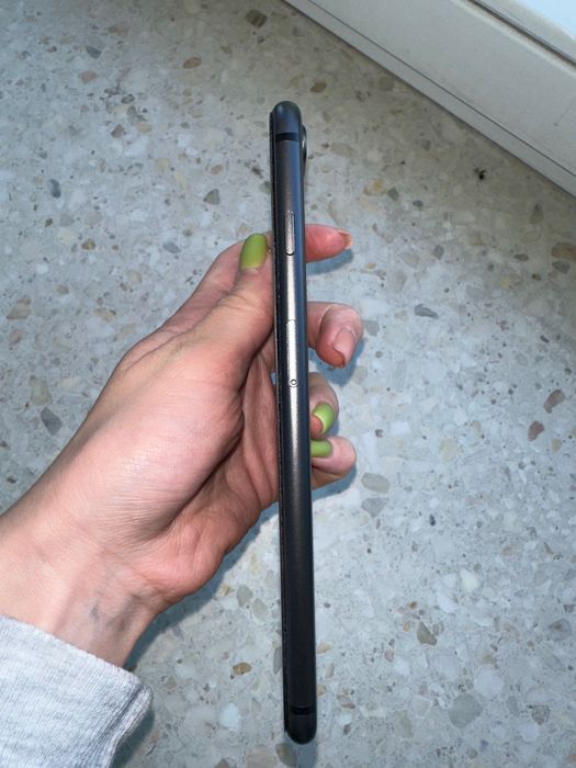 IPhone 8 Plus 64 GB, czarny, bez gwarancji