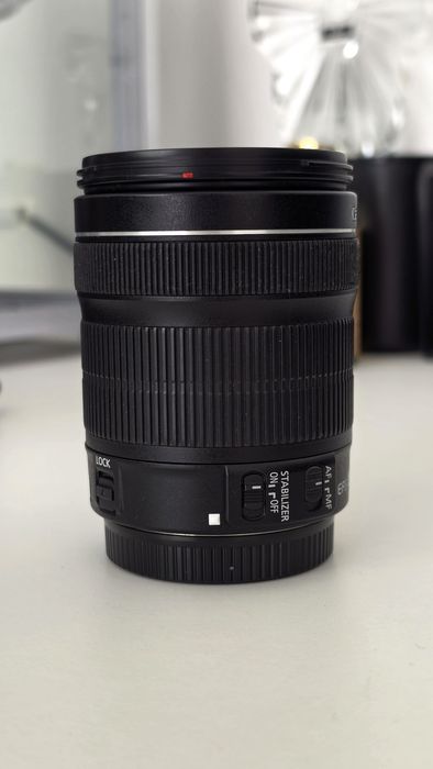 Canon EF-S 18-135mm f/3.5-5.6 IS