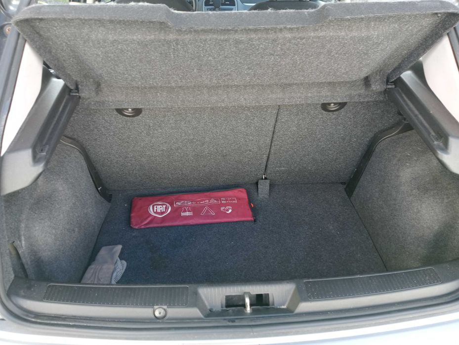 Fiat Grande Punto 1.2 Gasolina | 2009 | 5 portas | Ar Condicionado