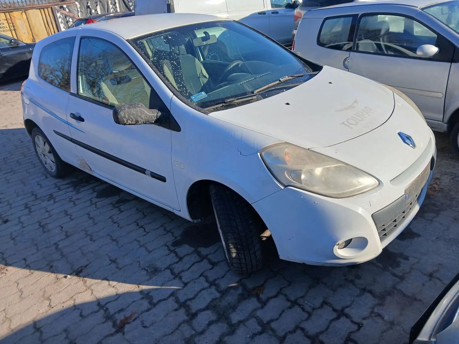 renault clio III OV369 maska zderzak lampa grill błotnik drzwi zbiornik paliwa szyba lusterko