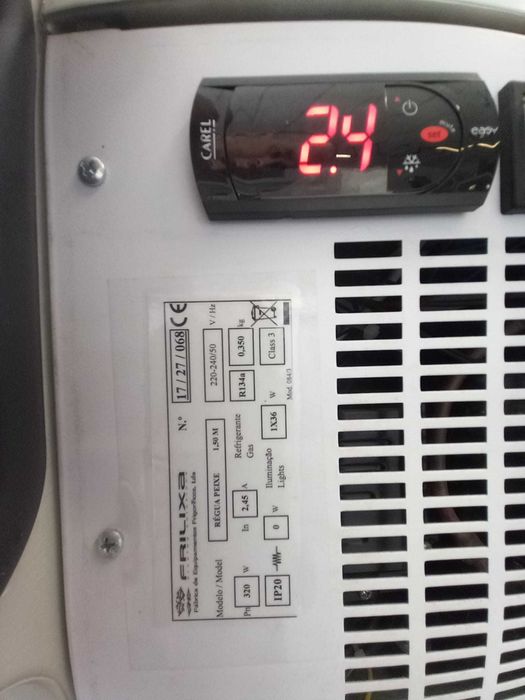 Vitrine Refrigeração de Peixe Inox- Nova