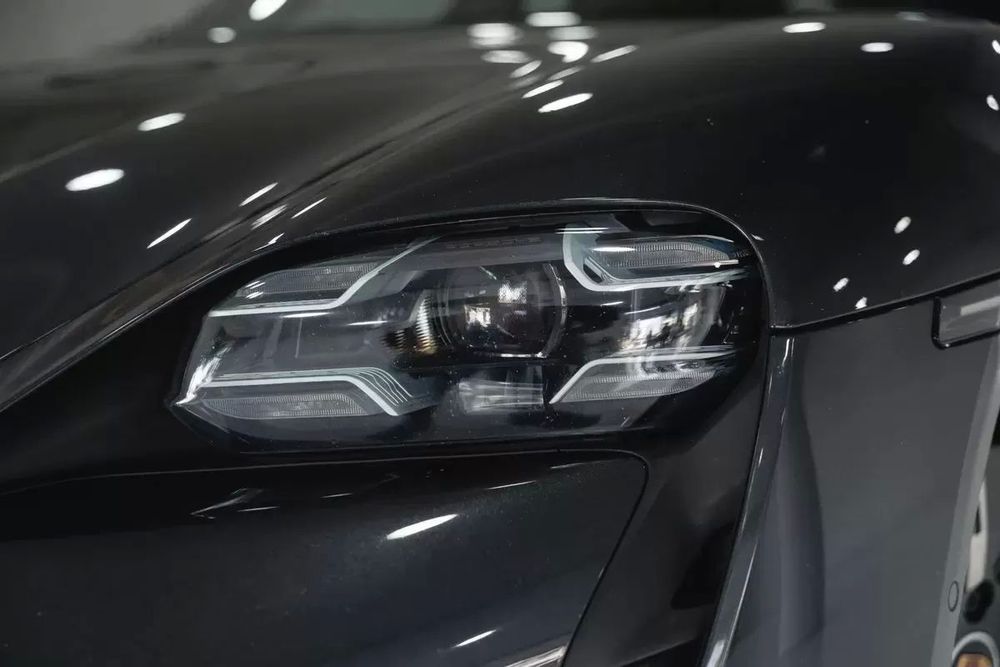 Porsche Taycan 4S