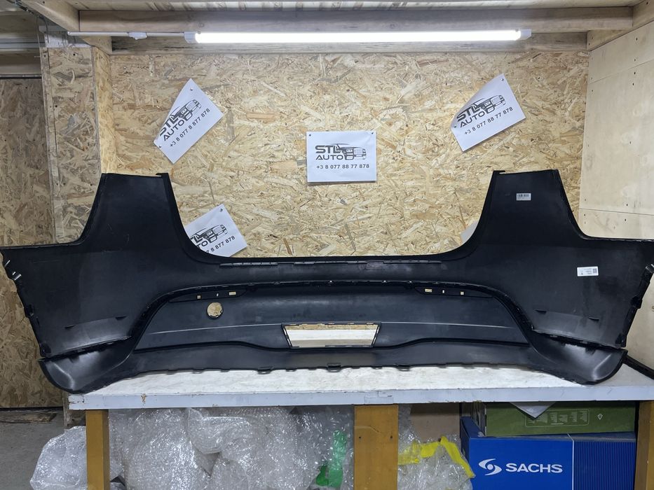 Задній бампер Tesla Model Y