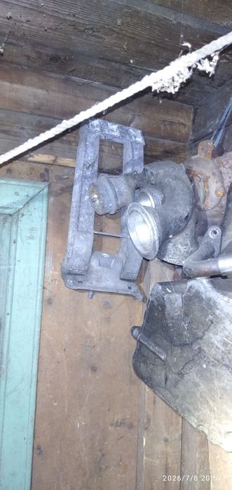 Запчастини  Мерседес спринтер поддон турбіна щуп головка