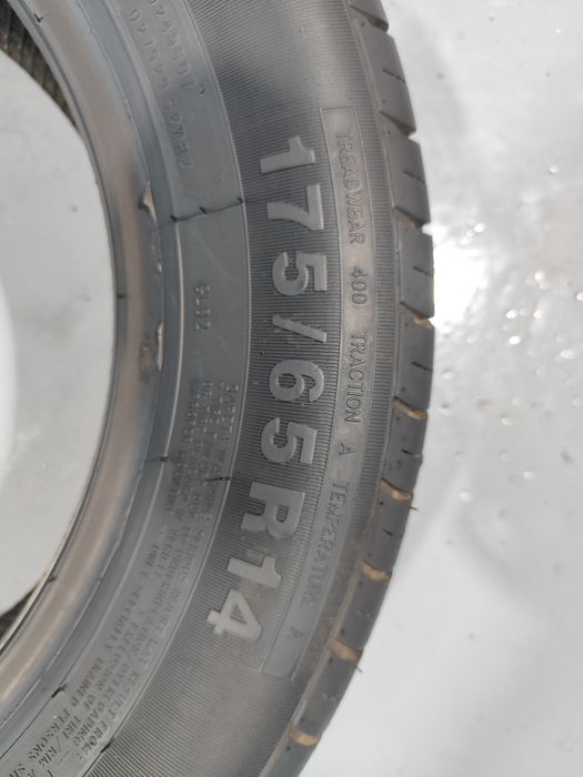 2 pneus semi novos 175-65R15 - Oferta dos Portes