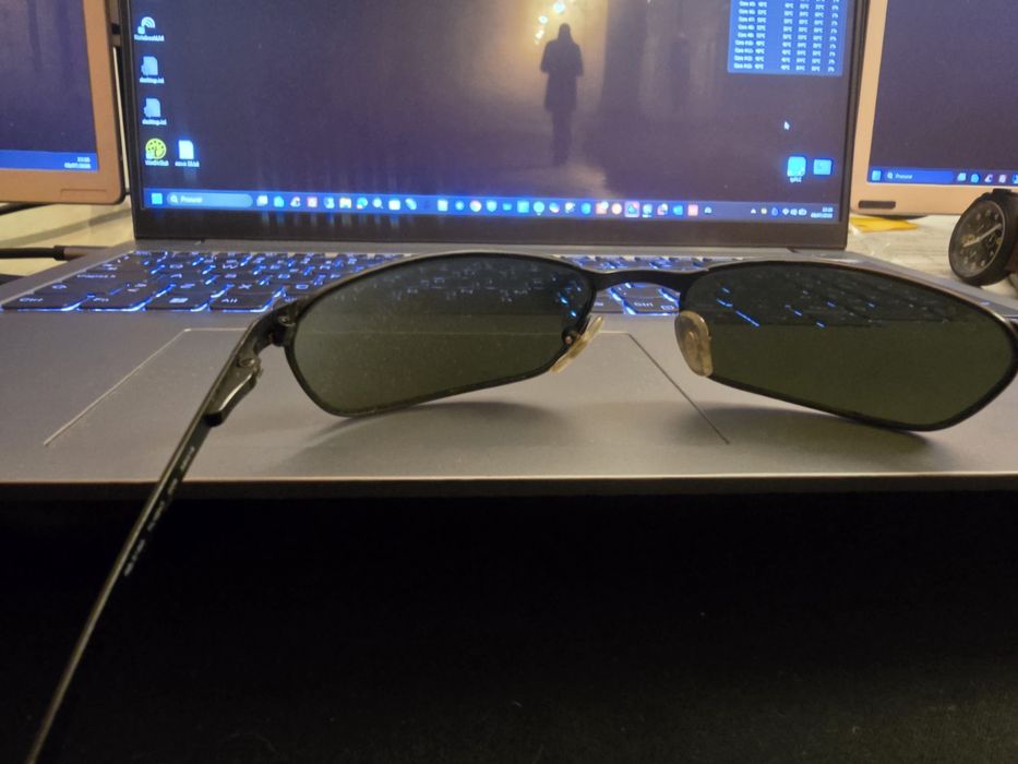 Oculos de sol ray ban pretos curtos e largos