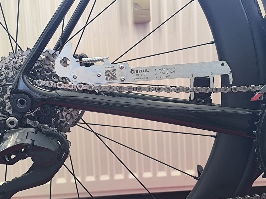 Rozmiar L Di2 karbon rama  Giant tcr advance1  Shimano 105   i koła karbon giant slr 2