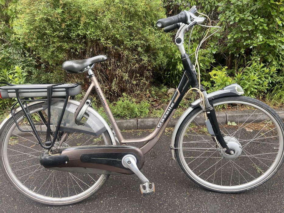 Holenderski rower elektryczny  GAZELLE ORANGE 36V NEXUS 8 /A