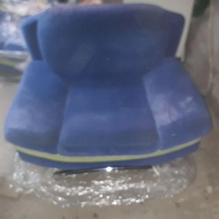 Два шикарных хайтековских  кресла