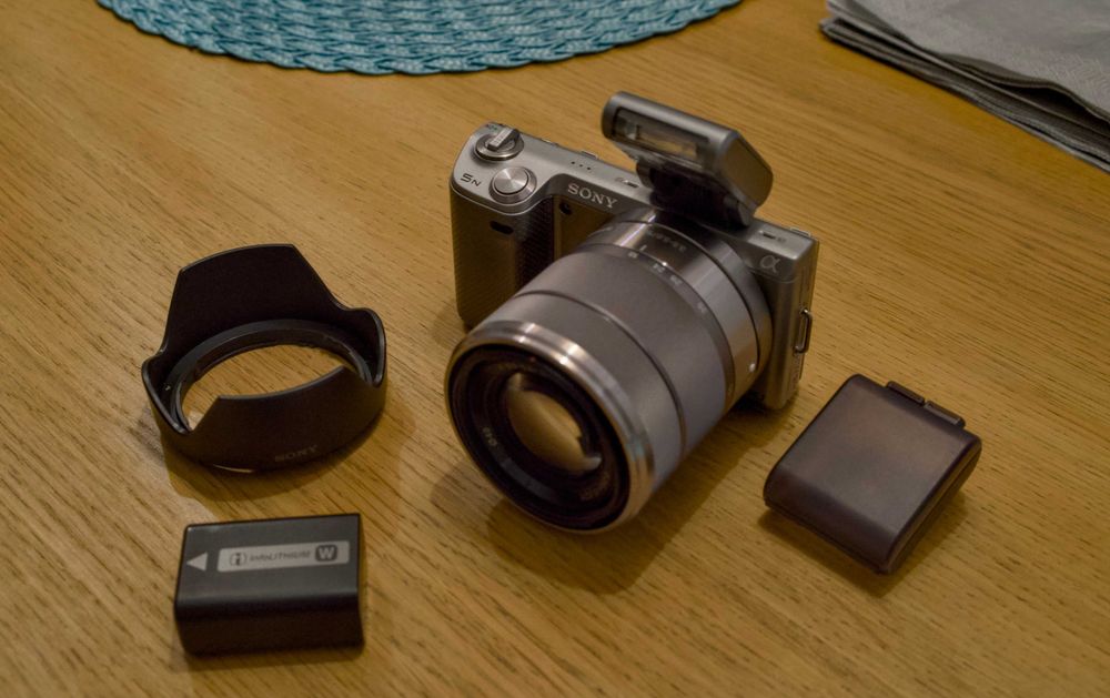 Sony NEX-5N pełen zestaw + obiektyw