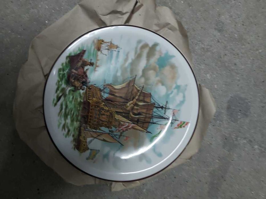 Conjunto de 3 Pratos Decorativos