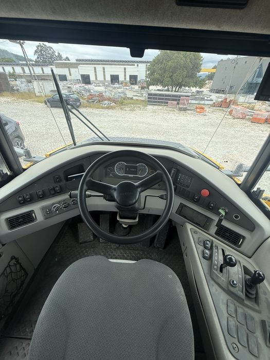 Volvo A30F dumper articulado