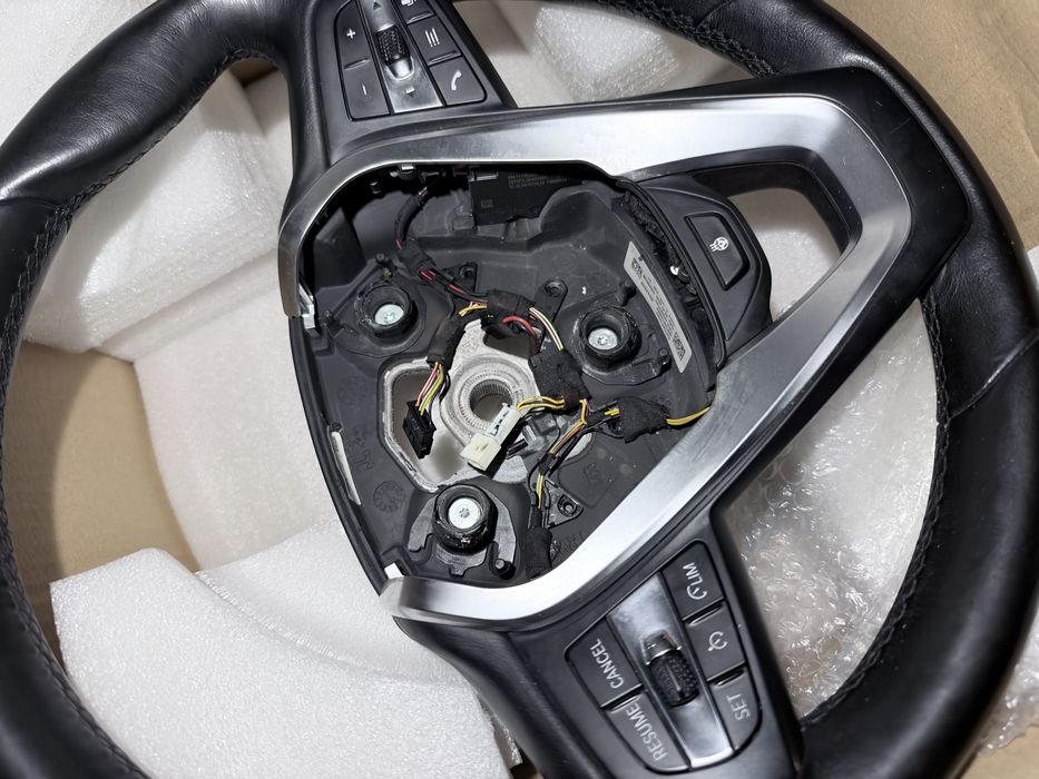 Оригінальне кермо BMW g01 g05 g20 g30