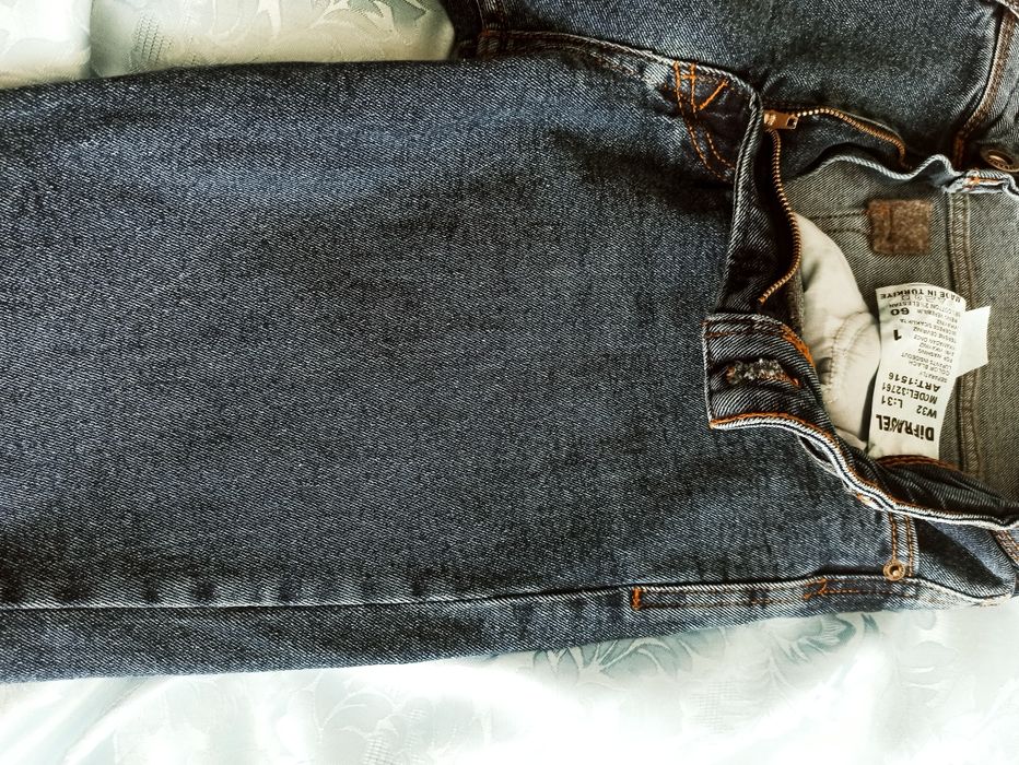 Мужские джинсы . Новые