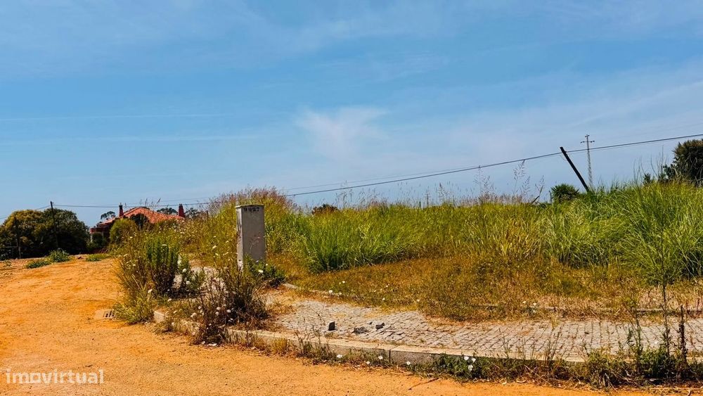 Land Plot for Sale in Esmoriz, Ovar