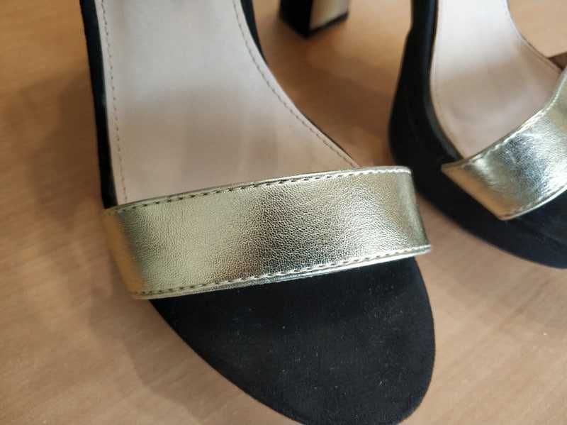 Sandália de senhora