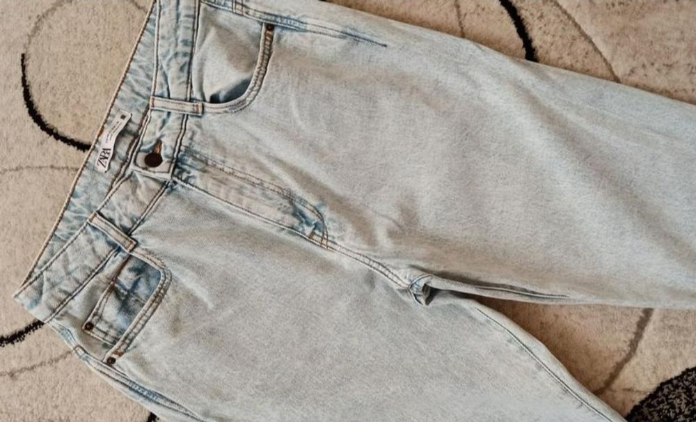 Джинси блакитні  zara