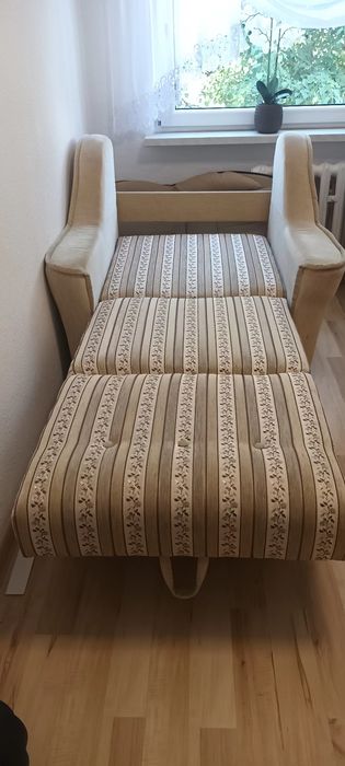 Fotel rozkladany do spania