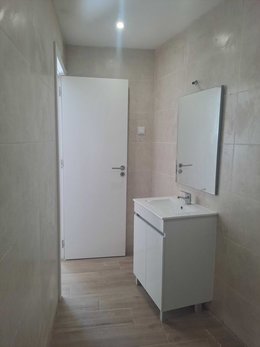 Moradia T2 com pátio no centro histórico da cidade