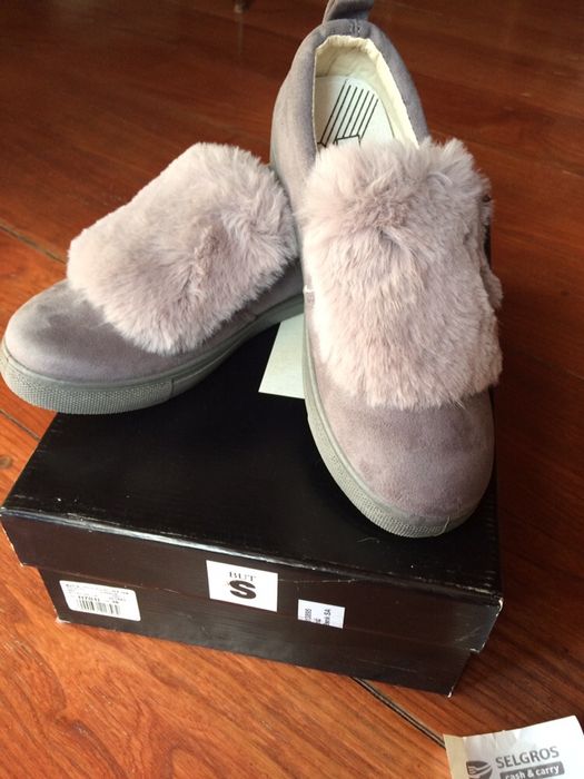 Nowe buty z futerkiem.