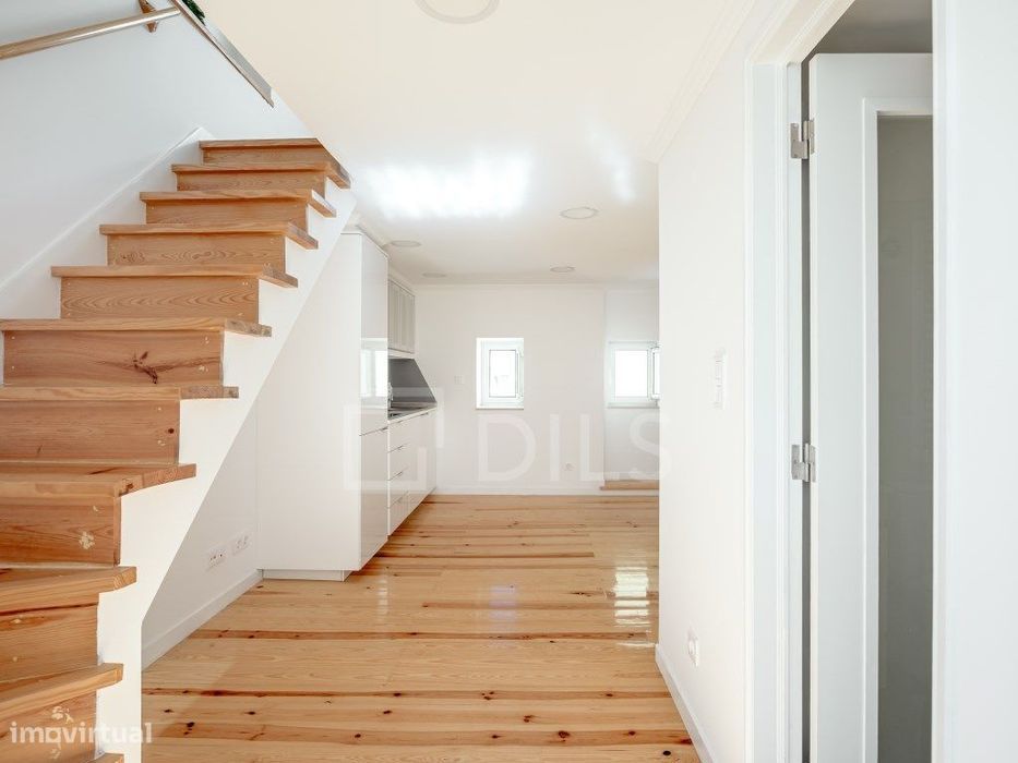 Apartamento T1 com luz natural e zona central, na Misericórdia, Lisboa